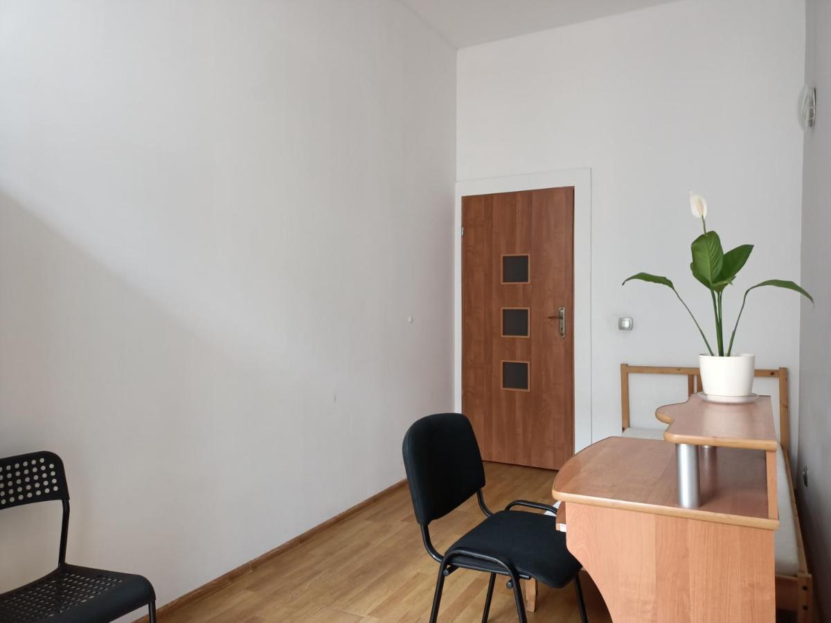 לודז' Cruz Mieszkanie Pokoje Centrum Przytulny Czysty Lokal Na Noc מראה חיצוני תמונה