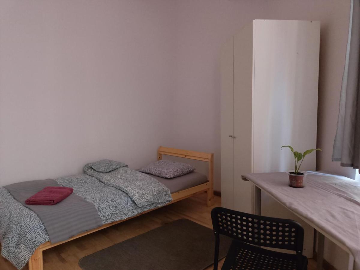 לודז' Cruz Mieszkanie Pokoje Centrum Przytulny Czysty Lokal Na Noc מראה חיצוני תמונה